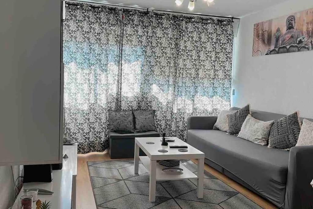 “Apartamento Moderno Y Acogedor Madrid Exterior photo